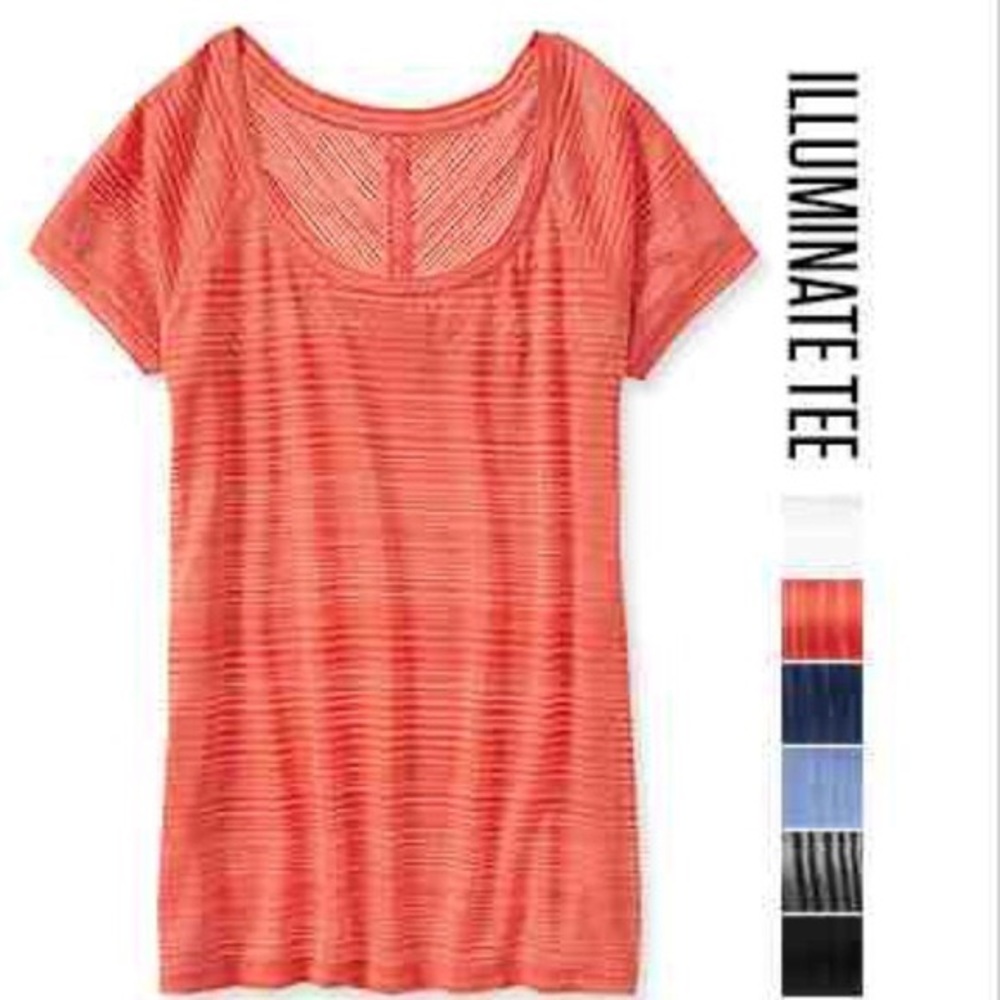 Athleta illuminate tee